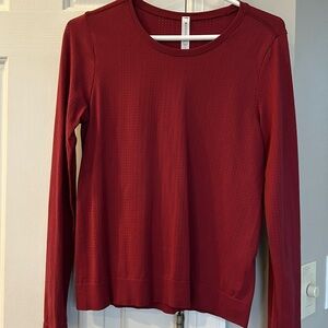 Athleta In Motion Seamless Long Sleeve Top Size Small Dark Red Maroon